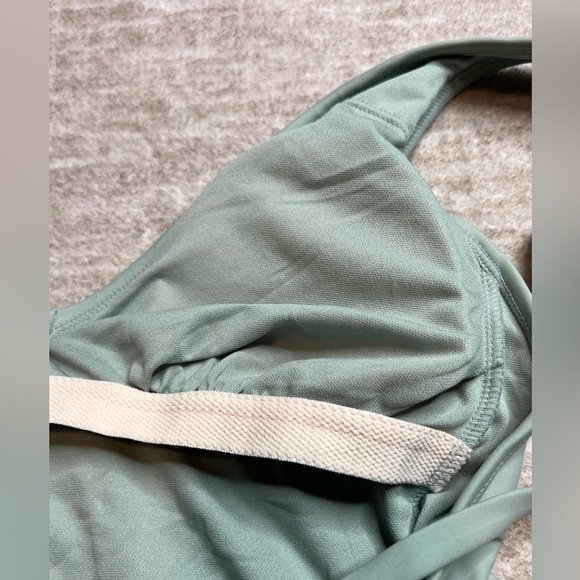 Kona Sol V Neck High Leg One Piece Swimsuit Size Small Sage Green Bathing Suit - Picture 3 of 7